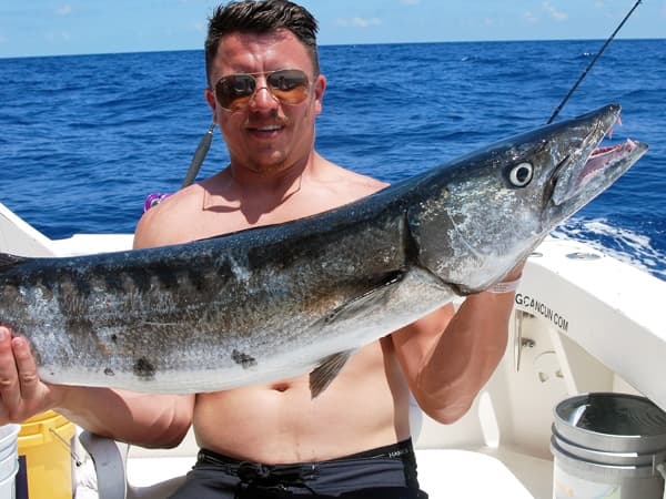 Fishing cancun barracuda