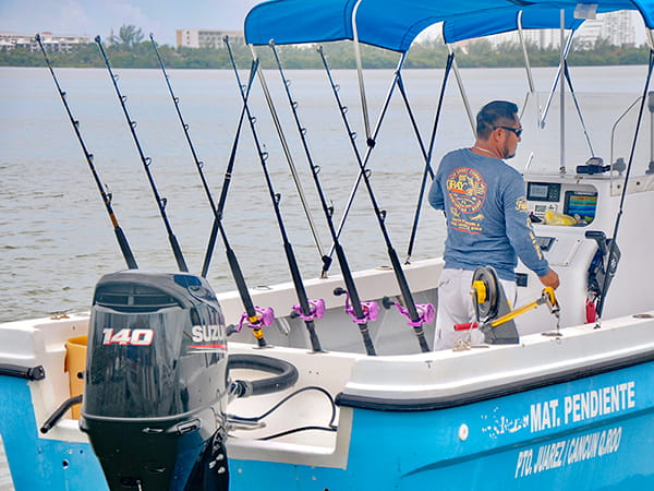 The hot tuna panga fishing in cancun